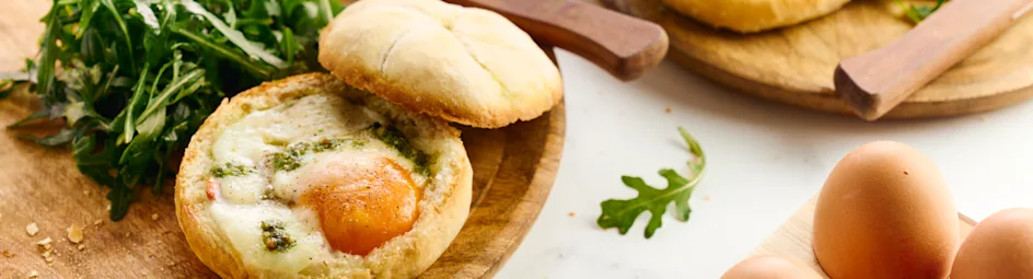 Gevulde kaiserbroodjes