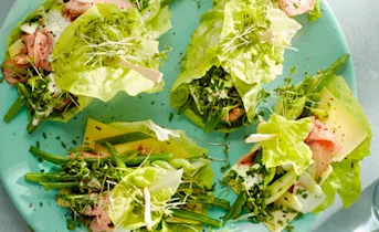 Saladewraps met rosbief en haricots verts