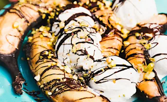 Barbecuebanaan met chocolade