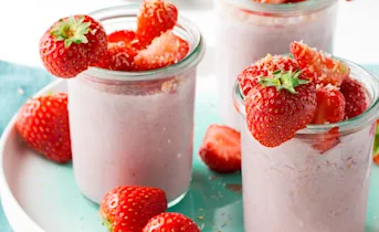 Aardbeien-kokospuddinkje
