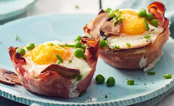 ontbijtmuffin met ham en ei