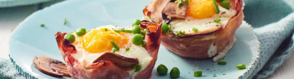 ontbijtmuffin met ham en ei