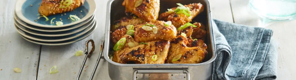 Geroosterde kippenvleugeltjes met smokey-honey marinade