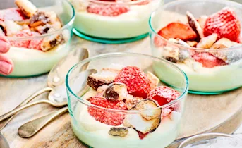 Eton mess met aardbeien