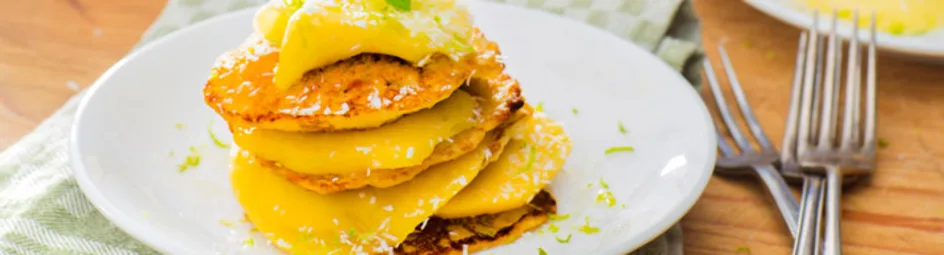 Rijstpannenkoekjes met kokos en gemarineerde mango