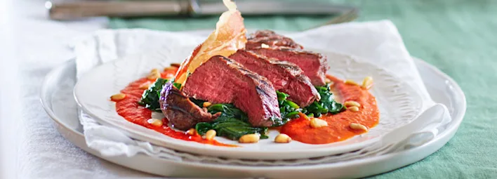 Biefstuk met rode-paprikasaus