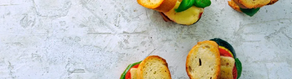 Courgette 'burger'