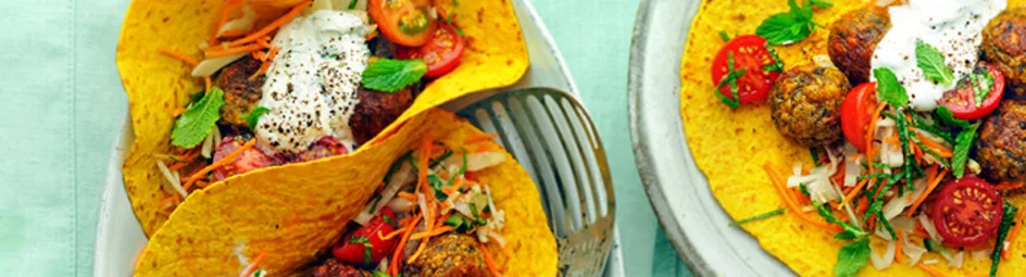 Wraps met falafel, groenten en kruidenyoghurt