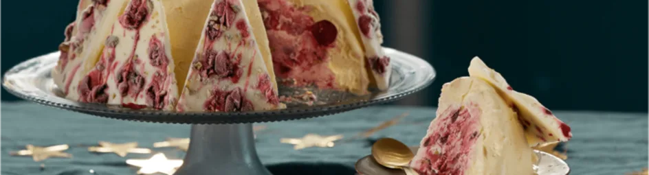 Vanille-kersenbombe met pistache en chocolade