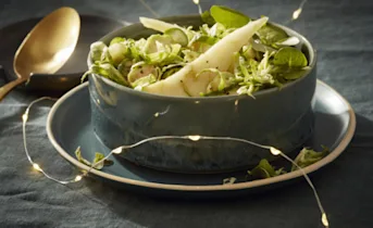 Spruitensalade met peer