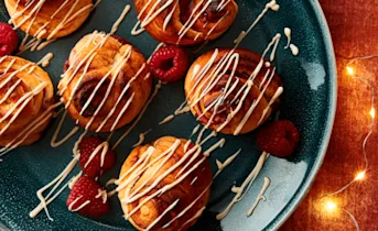 Frambozen cruffins