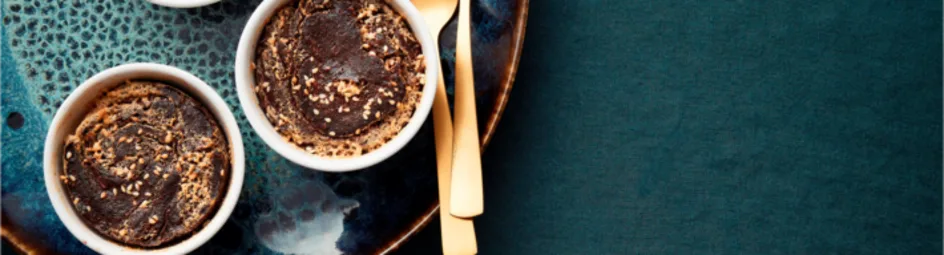 Warme chocolade tahin cakejes