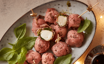 Rosbief bonbons met mozzarella