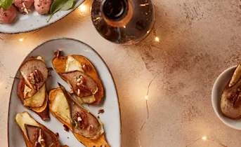 Zoete aardappel uit de oven met pecannoten