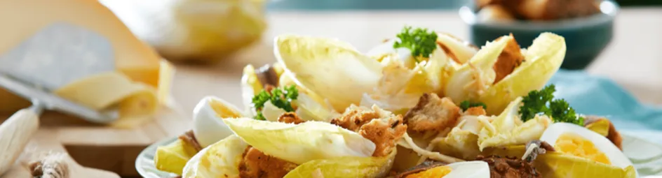 Caesarsalade met witlof