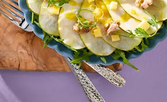 Carpaccio van peer met walnoten