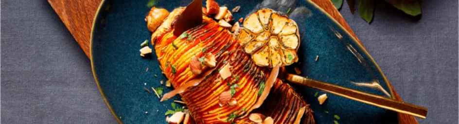 Pompoen hasselback met laurier