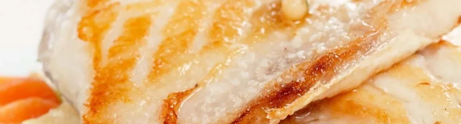 Gebakken pangasius met oranjepuree