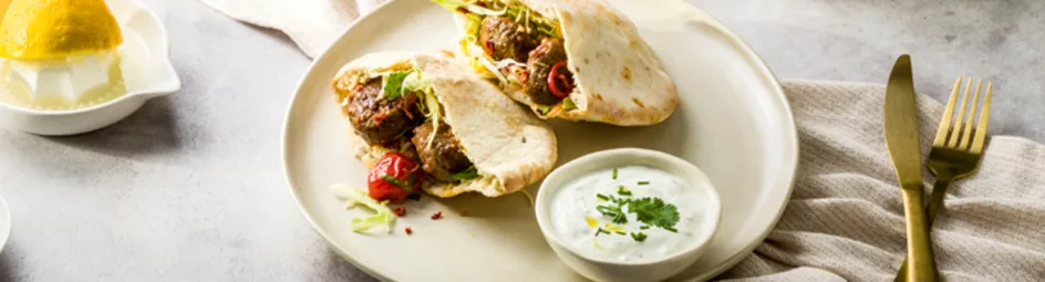 Spicy pita’s met vegan balletjes