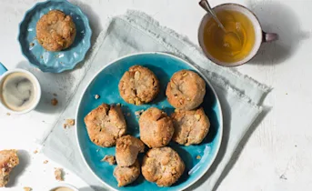 Banaan met notenkoekjes