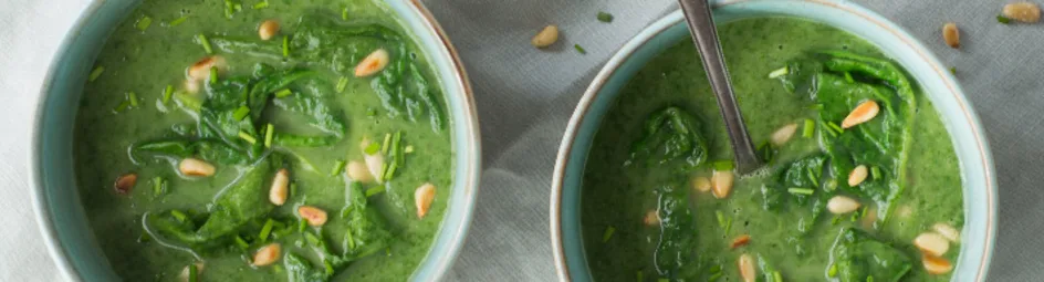 Courgettesoup met spinazie