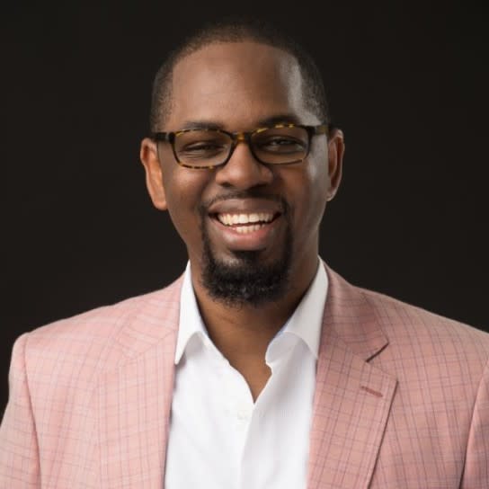 664c8fe6735826ed8bb3d2b4 f.o-potrait