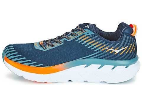 Hoka One One Clifton