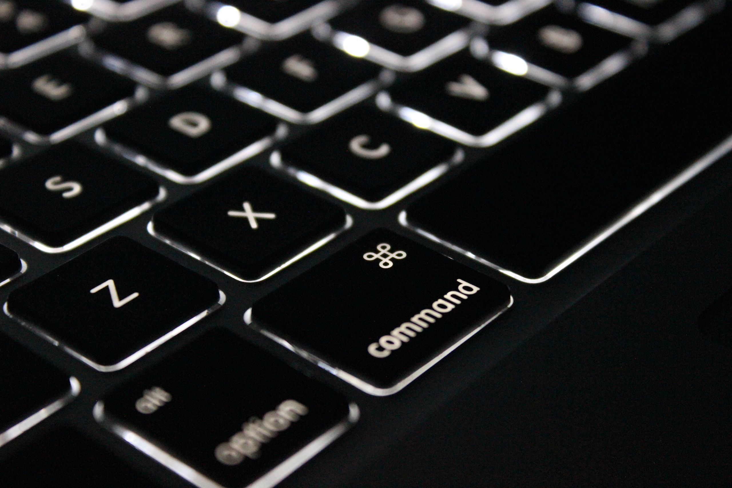 Picture of the command key on a laptop