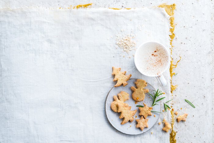 Biscuits de Noël & Spice Latte à l'avoine
