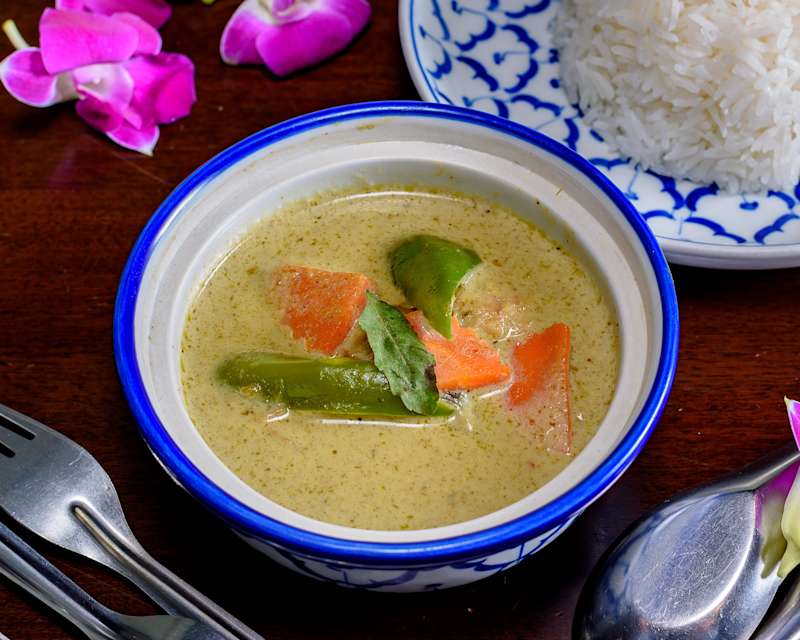 Uber Eats x Thai Restaurant Gamlangdii