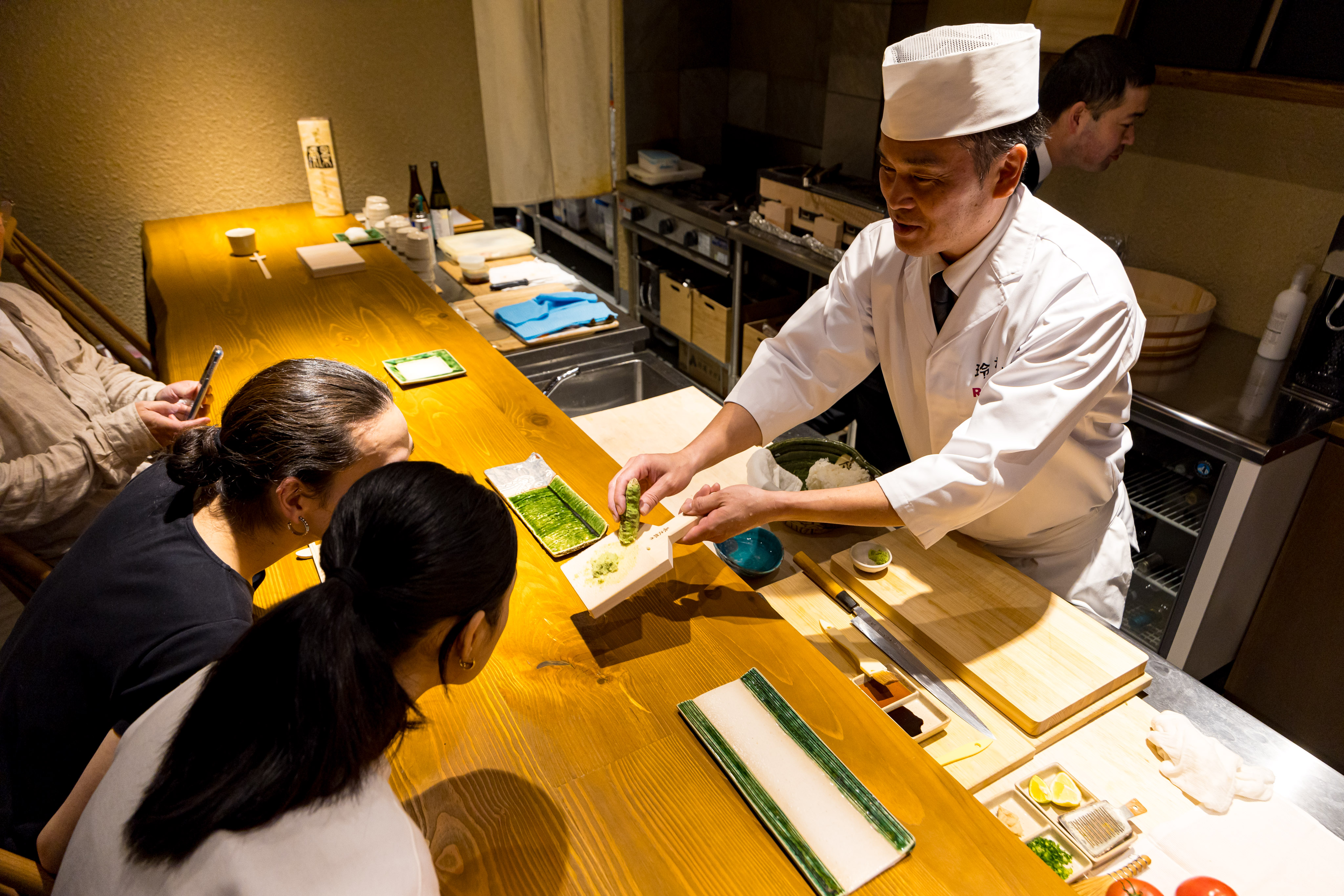 Sushi Experience REONA Sushi Tokyo