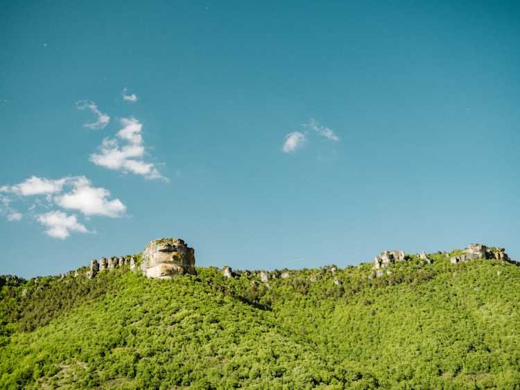 Grands causses_ falaises du causse noir
