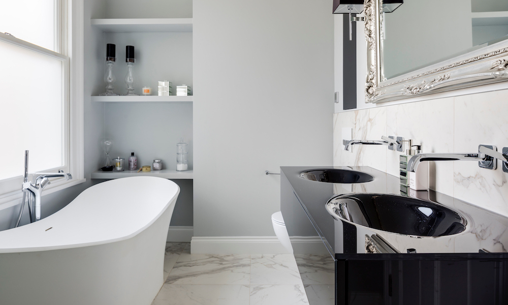 How to keep your bathroom clutter-free