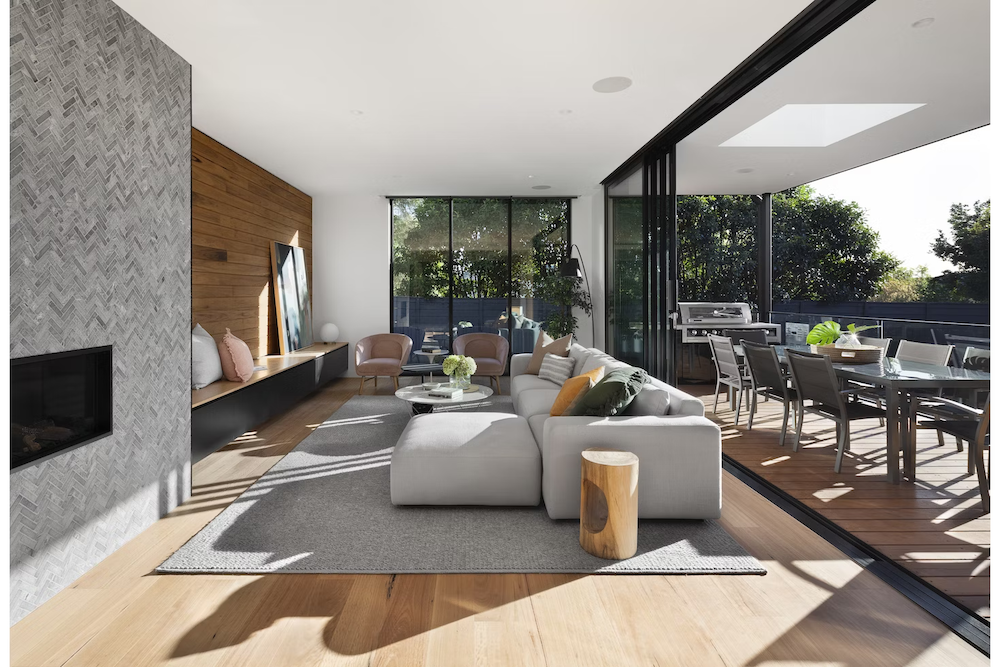 Contemporary living deals room interior