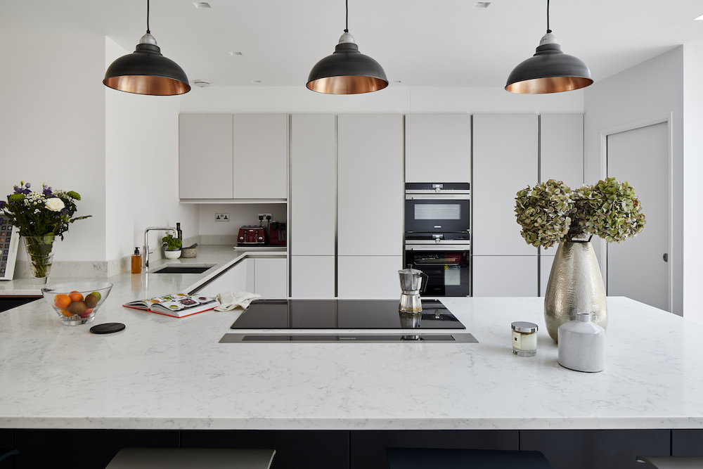 Choose the right fixtures for your kitchen lighting