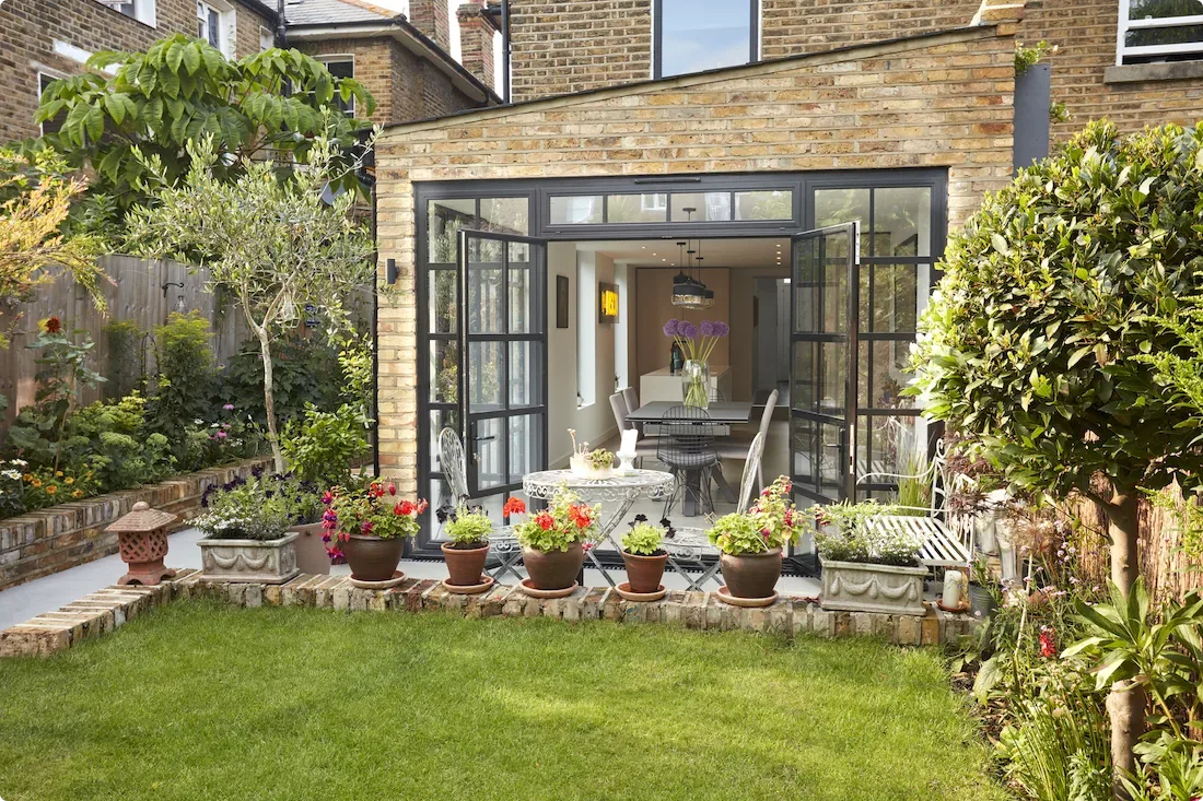 Wraparound kitchen extension cost