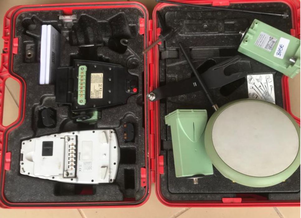 LEICA GPS1250