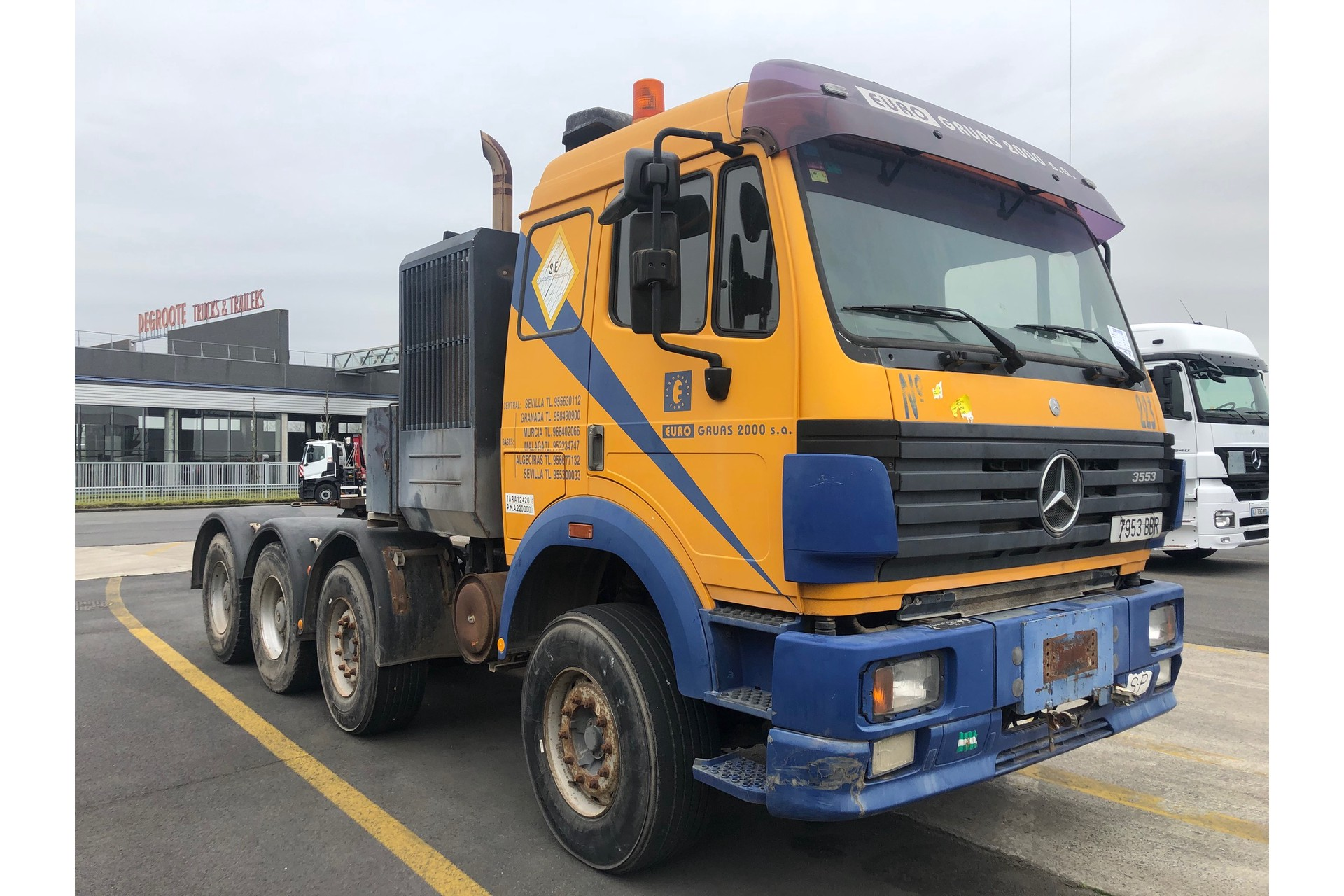 Tracteur routier MERCEDES-BENZ SK 3353 – 8X4 220 t