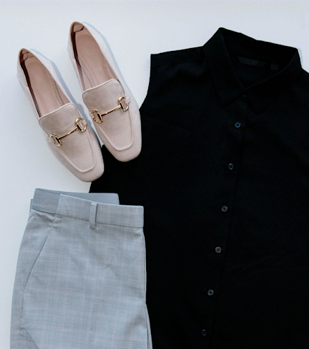 Women's business casual attire