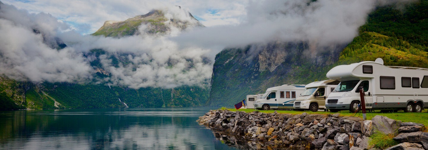 Travelling by motorhome: tips & info on camping holidays