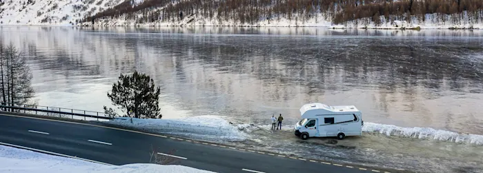 Wintercamping mit Wohnmobil: Tipps für Einsteiger
