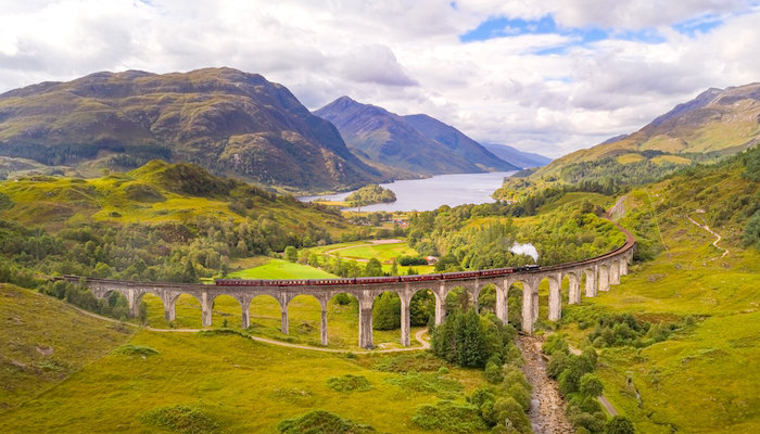 View over the Glenfinnan Viaduct and Loch Shiel, railway in Glasgow