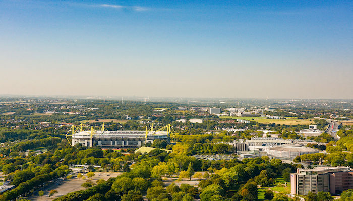 Panoramablick auf Dortmund und das Fußballstadion