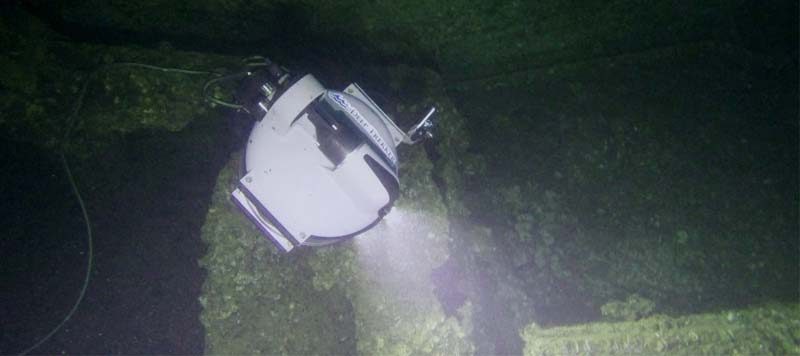 inside-uss-arizona-pearl-harbor-rov