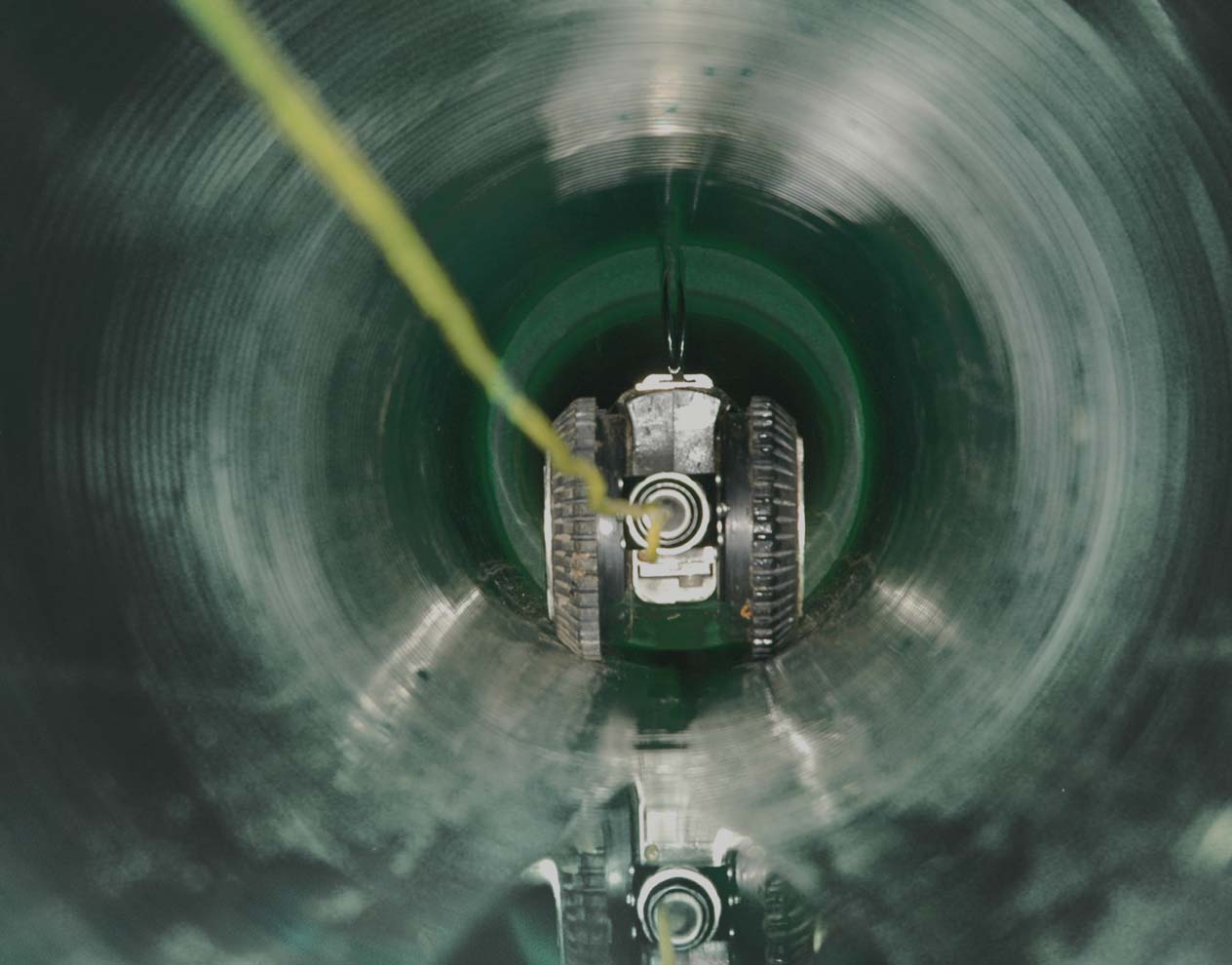 intro banner dt340 pipe crawler in pipe