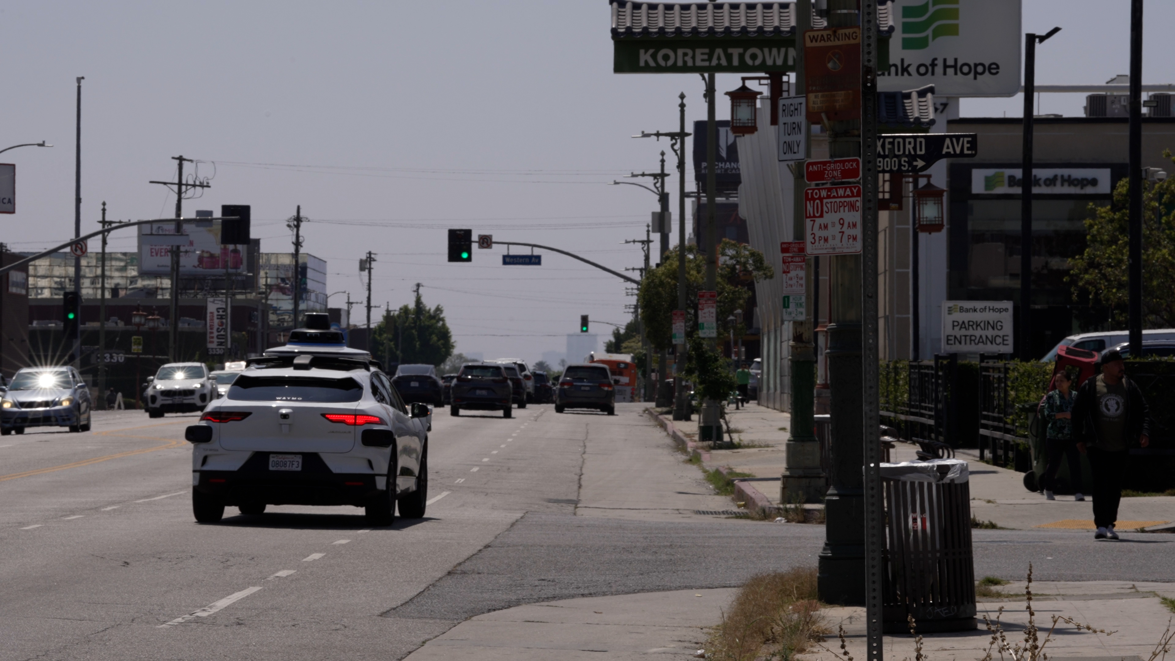 Waymo driving in Koreatown, Los Angeles