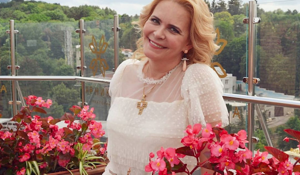 ayakovleva official