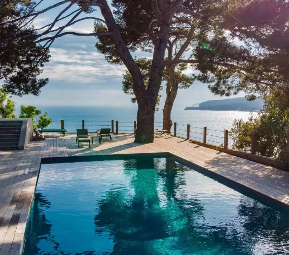 Plum Guide streamlines its funds management with Airwallex