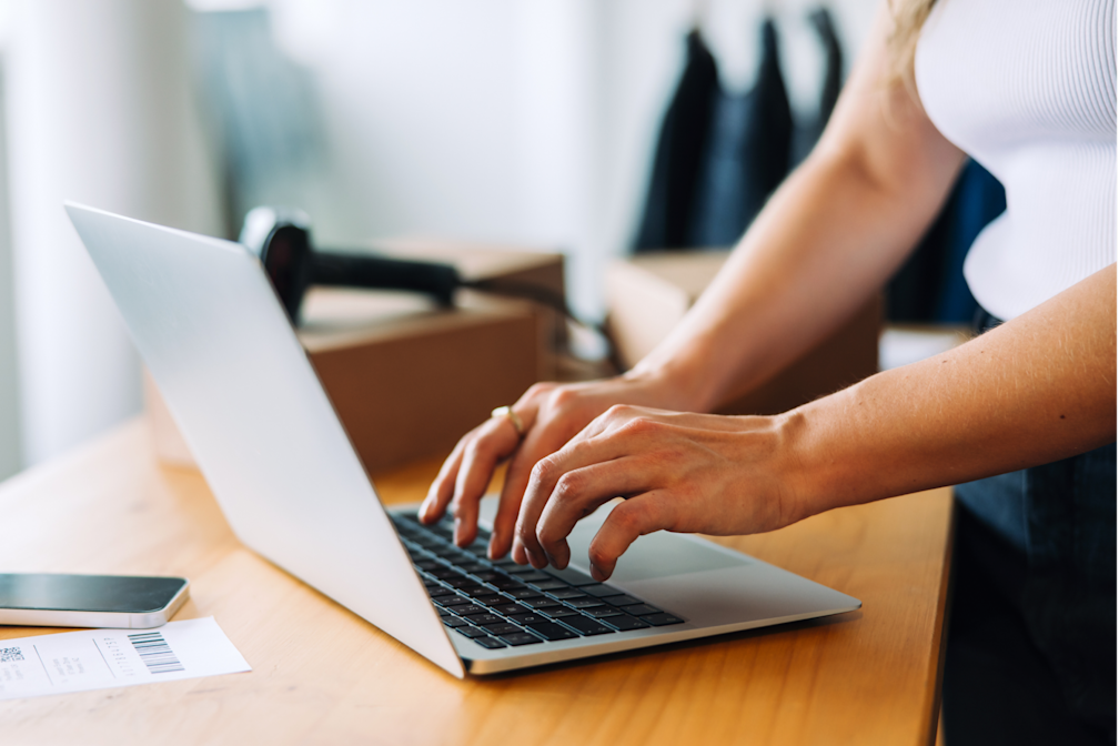What’s subscription payment processing? How to make it work for your business