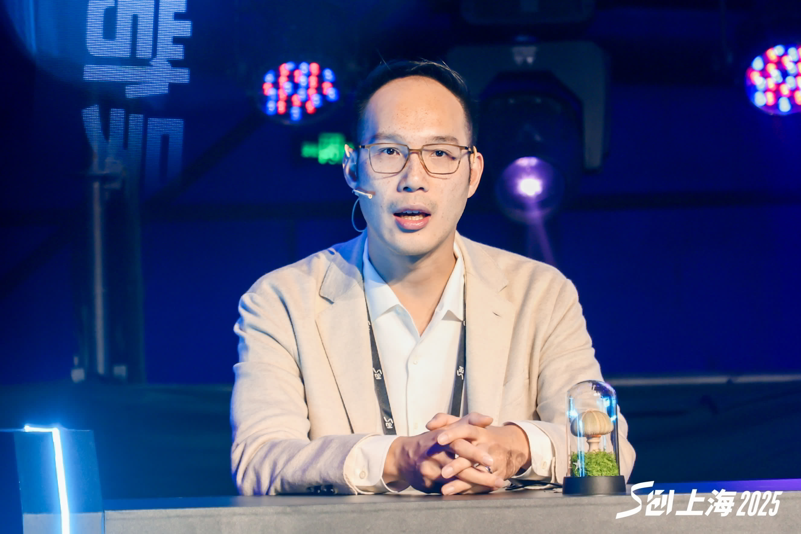 Airwallex空中云汇吴恺亮相S创上海2025:拥抱AI Agent浪潮,打造AI代理金融